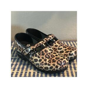 NWOB Koi by Sanita Leopard Print Danish Clogs